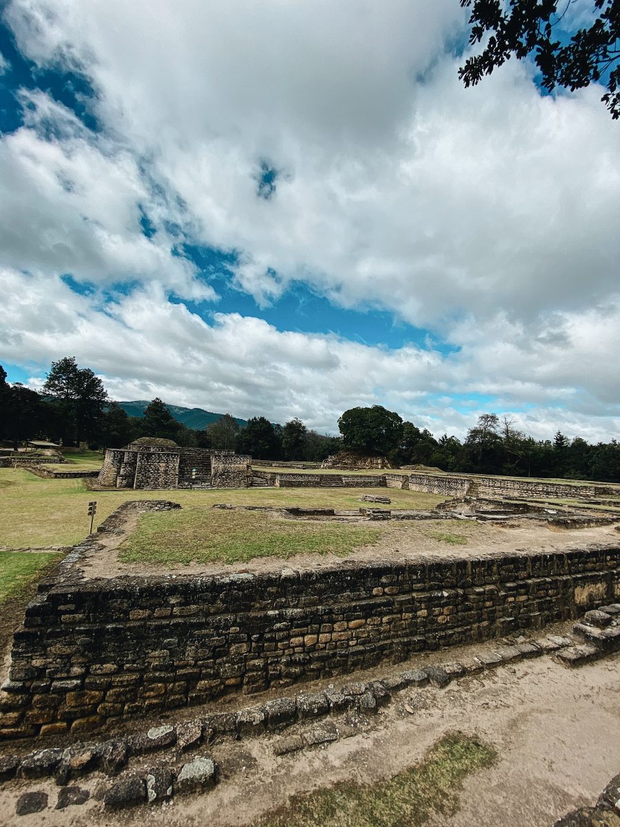 Iximché, la ciudad maya que la pandemia la dejó cómo fantasma imagen