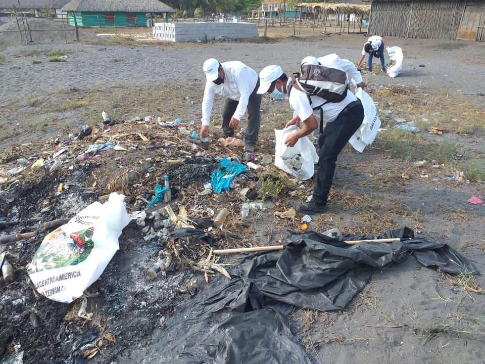 Cerca de 150 toneladas de basura son recolectados de las playas tras la Semana Santa imagen