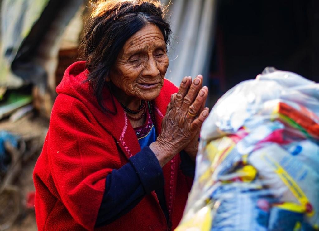 El virus no detuvo las ganas de ayudar: 2000 bolsas, 50 comunidades y 11 niñas imagen