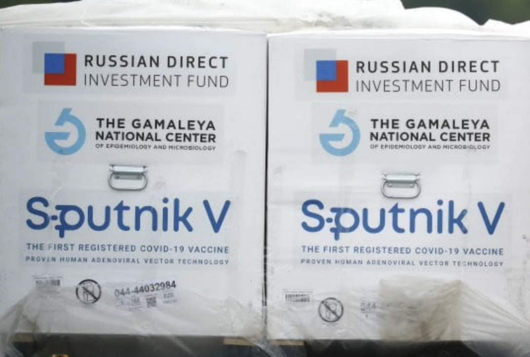 Vacuna rusa: Un homónimo, una empresa sin trabajadores y la urgencia de vacunas imagen