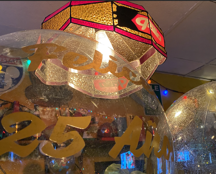 Un cuarto de siglo de  amistad y una cerveza bien fría imagen