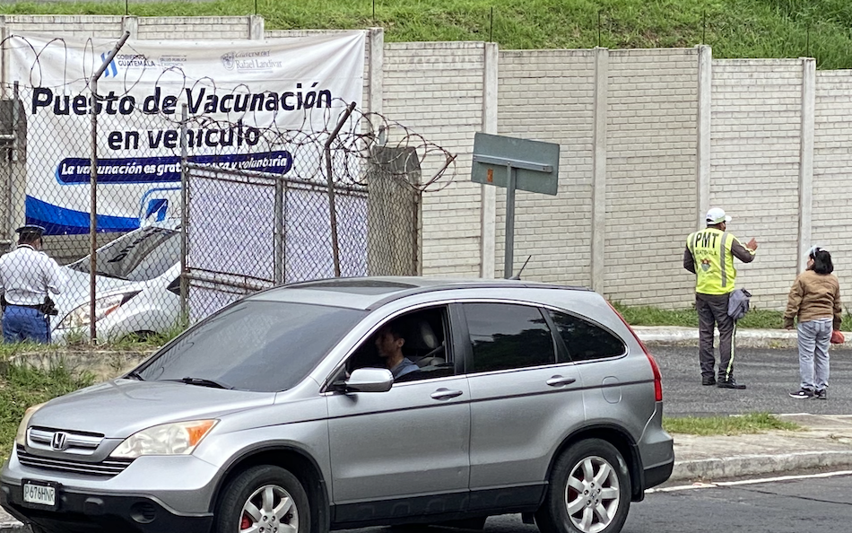 Giammattei está tan relajado que ya ni excusas inventa imagen