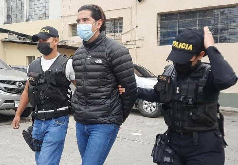 Juan Pablo Gutiérrez, el ex abogado de Marco Pappa que hoy enfrenta cargos de Violencia contra la mujer imagen