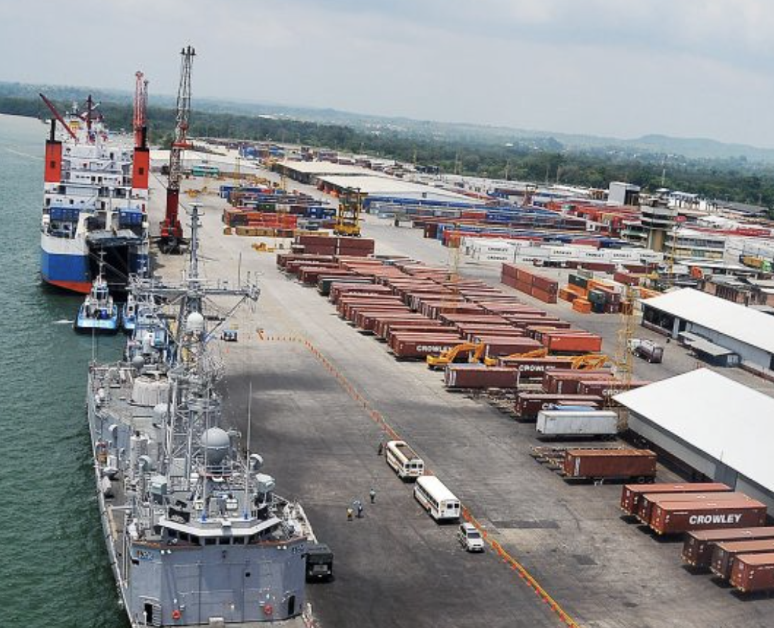 La piñata del Puerto Santo Tomás de Castilla imagen