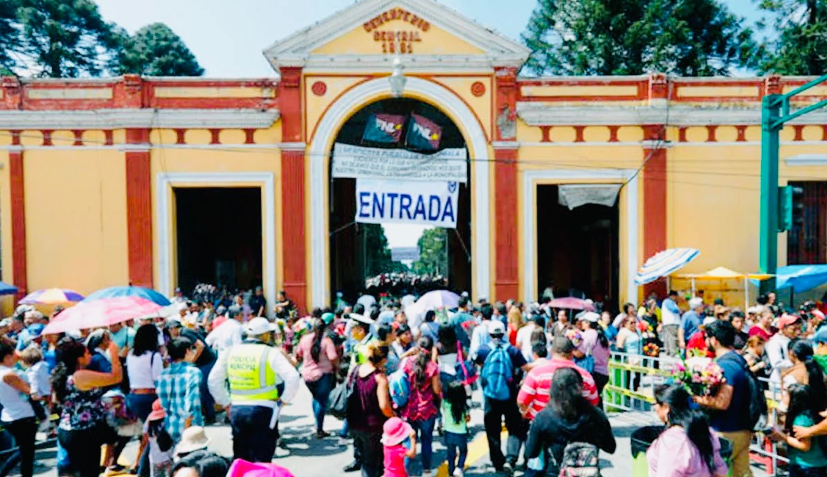 Día de Todos los Santos, celebración cargada de ritos, nostalgia, música y sabores imagen
