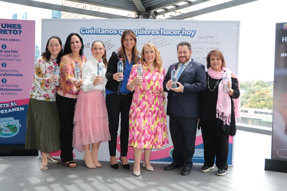 Agua Pura Salvavidas y Fundecán se unen una vez más en la lucha contra el cáncer de mama imagen