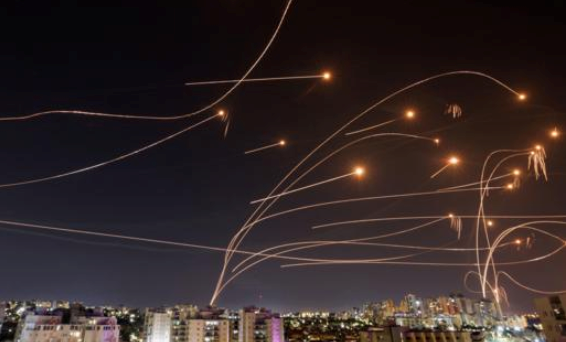 Contexto Histórico y Político del Ataque de Irán a Israel imagen