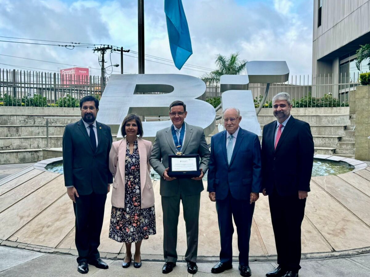 Homenaje a la AGG: 65 años de liderazgo gerencial en Guatemala imagen