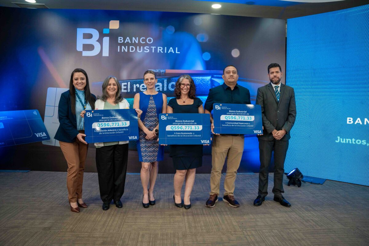 “Un Regalo de Esperanza: Banco Industrial Recauda Más de Q1.7 Millones para Transformar la Educación en Guatemala” imagen