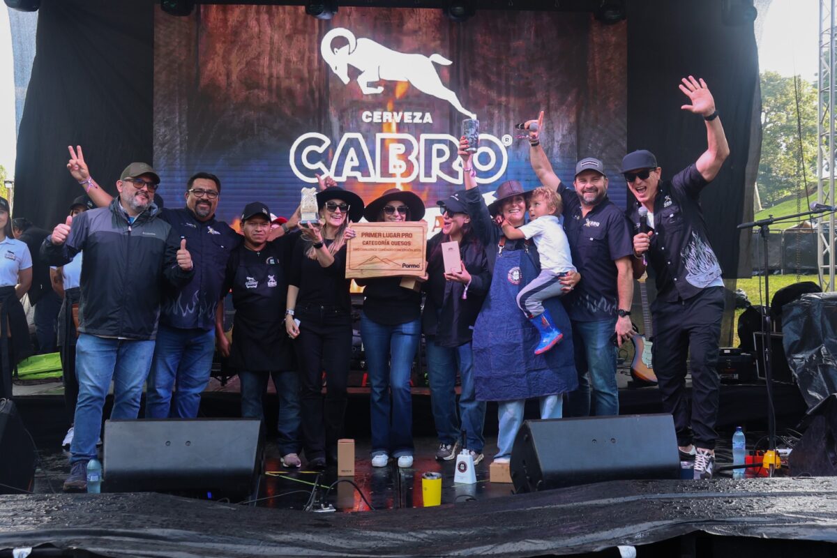 La pasión por la parrilla y por ayudar imagen