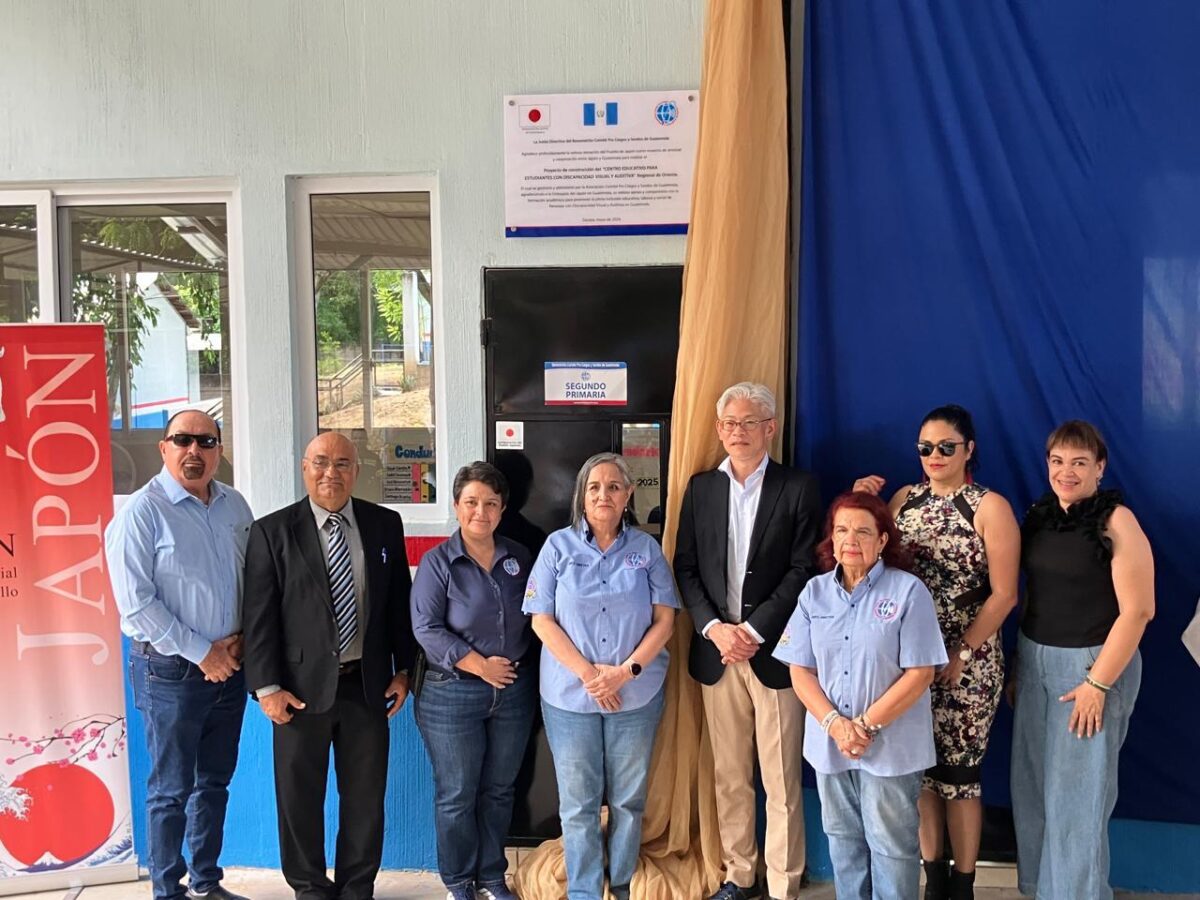 Japón y Pro-Ciegos Transforman Vidas en Zacapa imagen