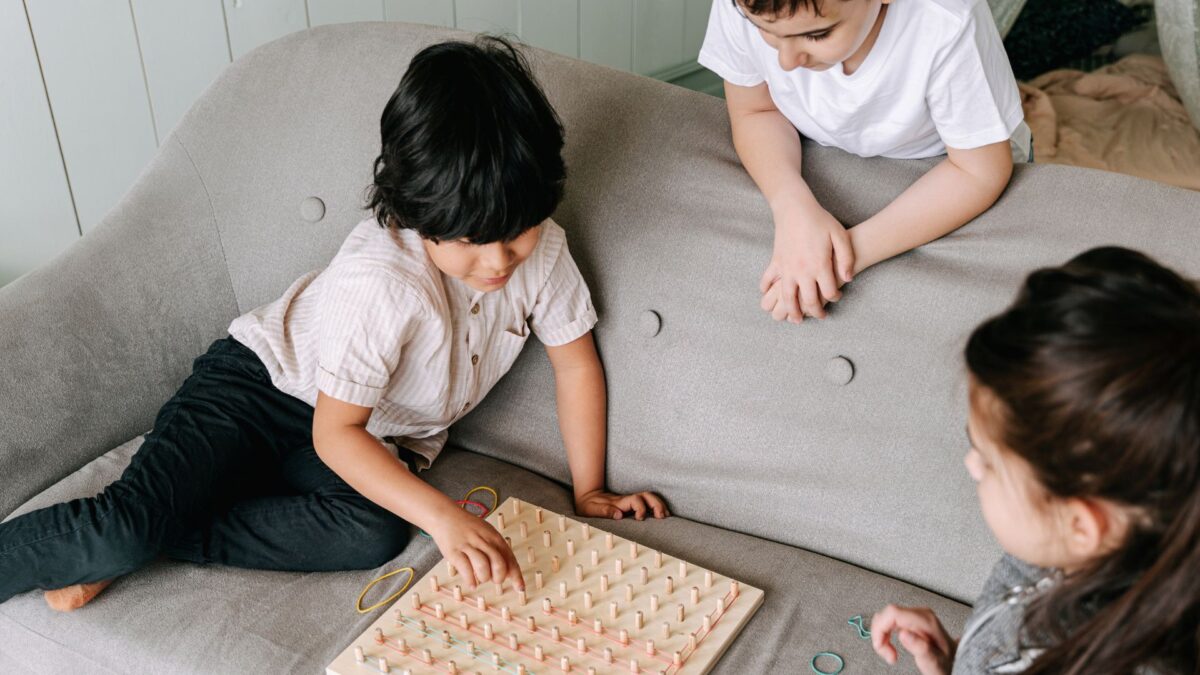 10 Neurohábitos Esenciales para Niños y Adolescentes Curiosos y Motivados imagen