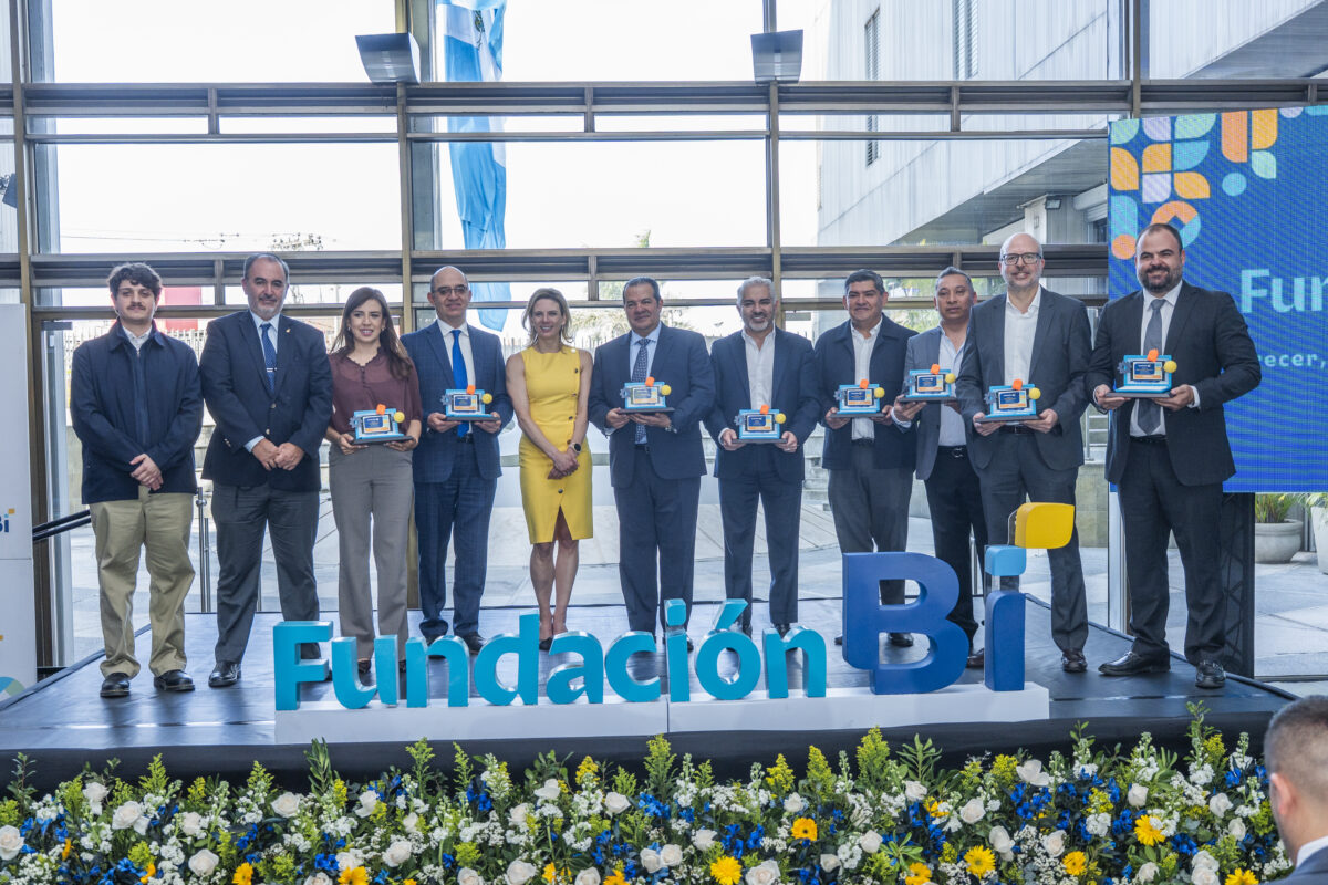 Fundación Bi duplica su alcance educativo con el segundo bus tecnológico de Ruedas de Innovación imagen