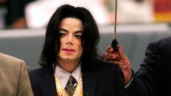 Netflix estrenará una docuserie sobre eljuicio que marcó la historia de MichaelJackson imagen