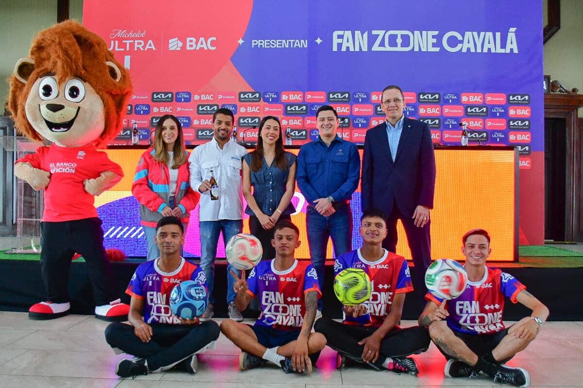 Cayalá enciende la fiesta futbolera imagen